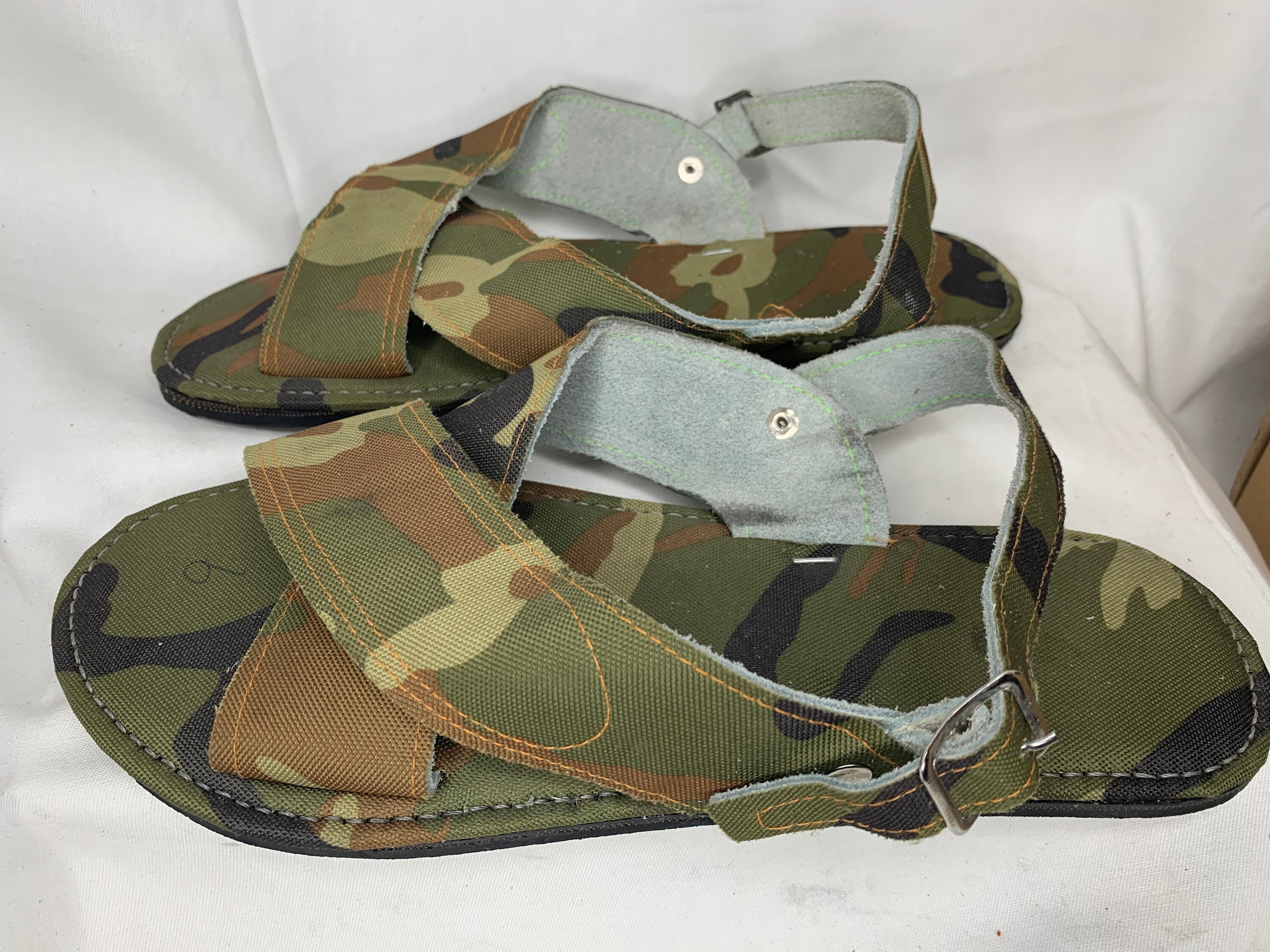 Desert camo huaraches 2025