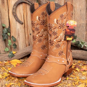 WOMENS COWGIRL cowboy square toe leather flower embroidered BOOTS