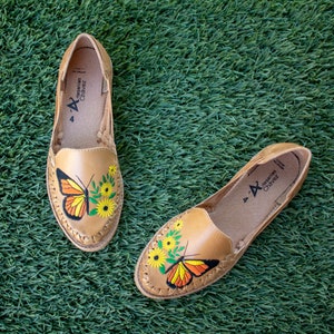 WOMENS MEXICAN SANDALS leather Butterfly Sunflower embroidered shoe huarache