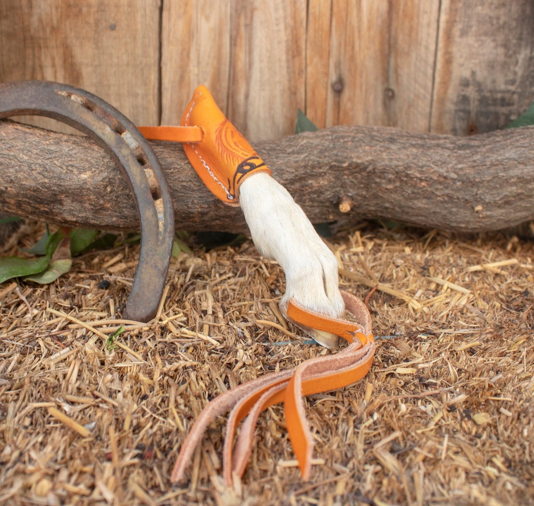 Real GOAT FOOT HOOF Handle Leather Riding Horse Whip Cuartas Pata De Real GOAT FOOT HOOF Handle Leather Riding Horse Whip Cuartas Pata De