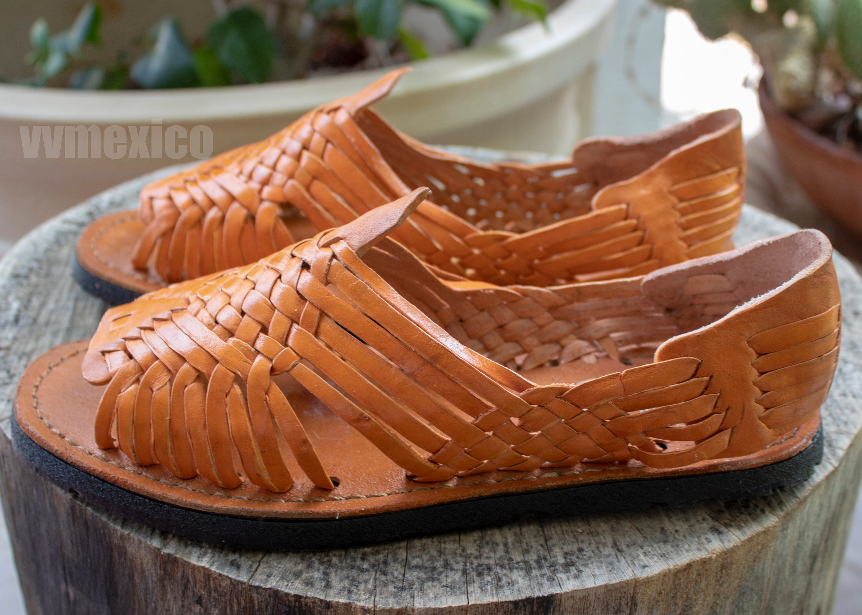 MENS LEATHER HUARACHES Mexican Sandals With Tire Sole Print all