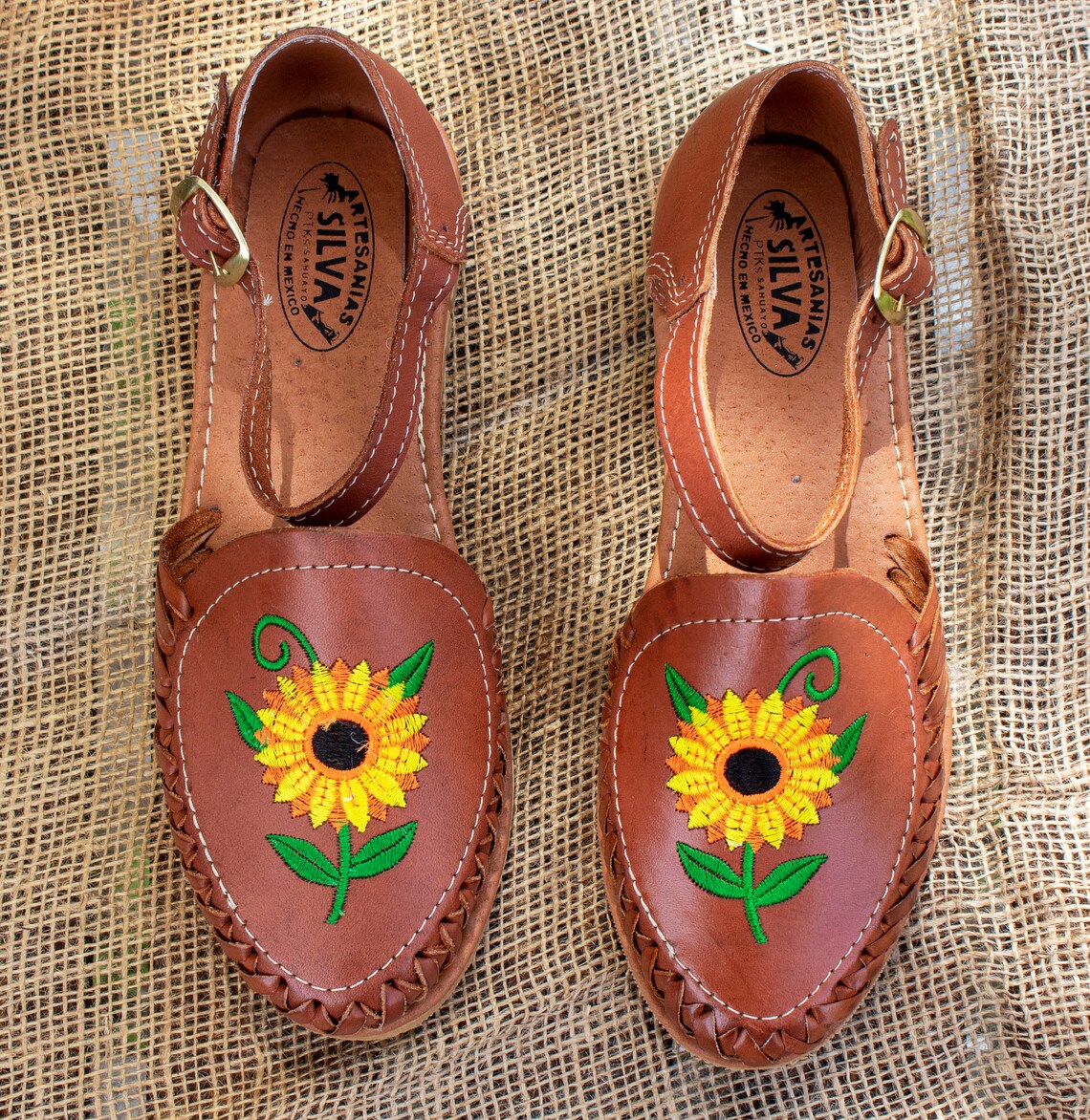 huaraches with sunflower