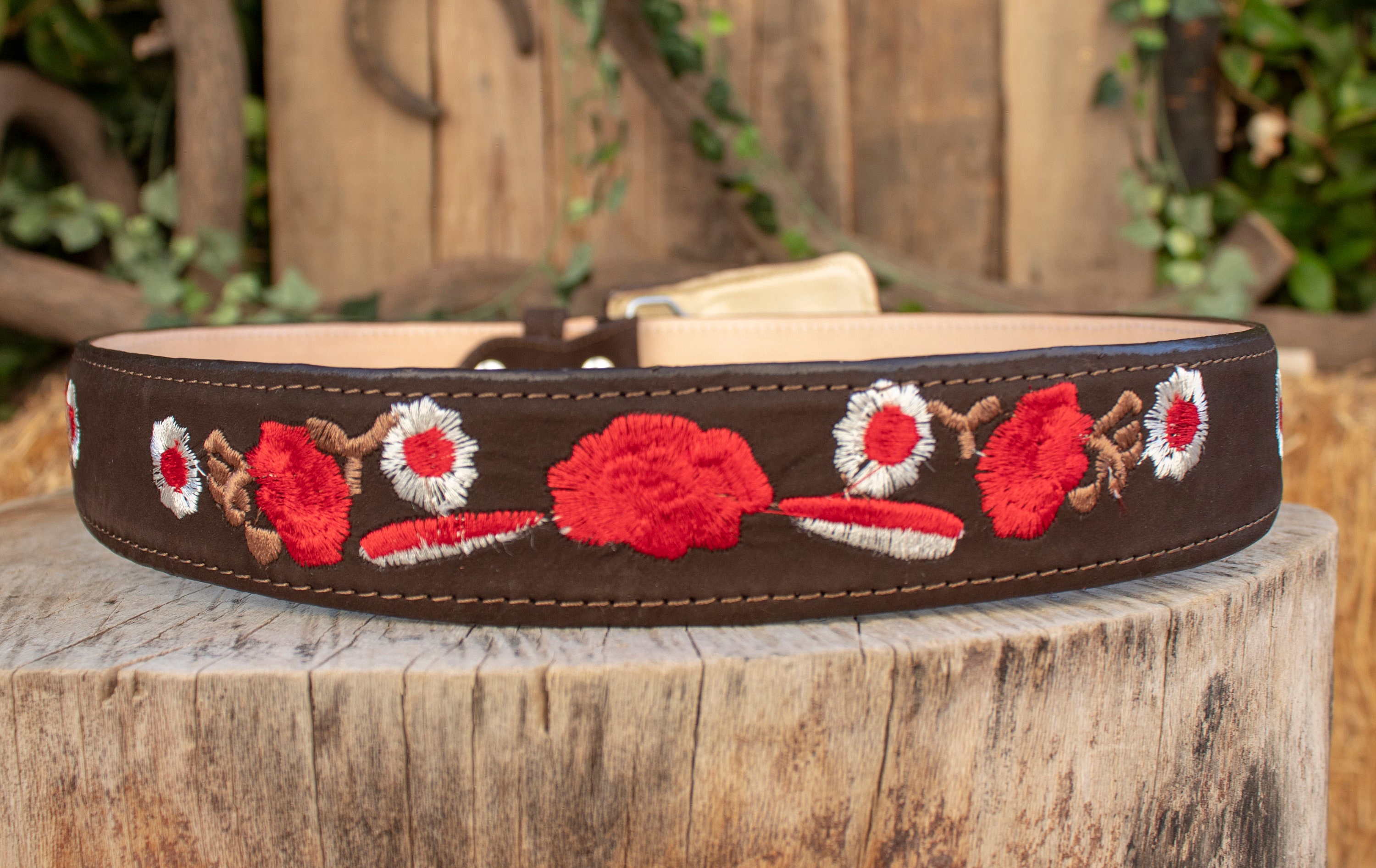 6592 Women\'s Cowboy Belts Floral Country Leather Waist Belt For Jeans Amazon.com: Women main image 2
