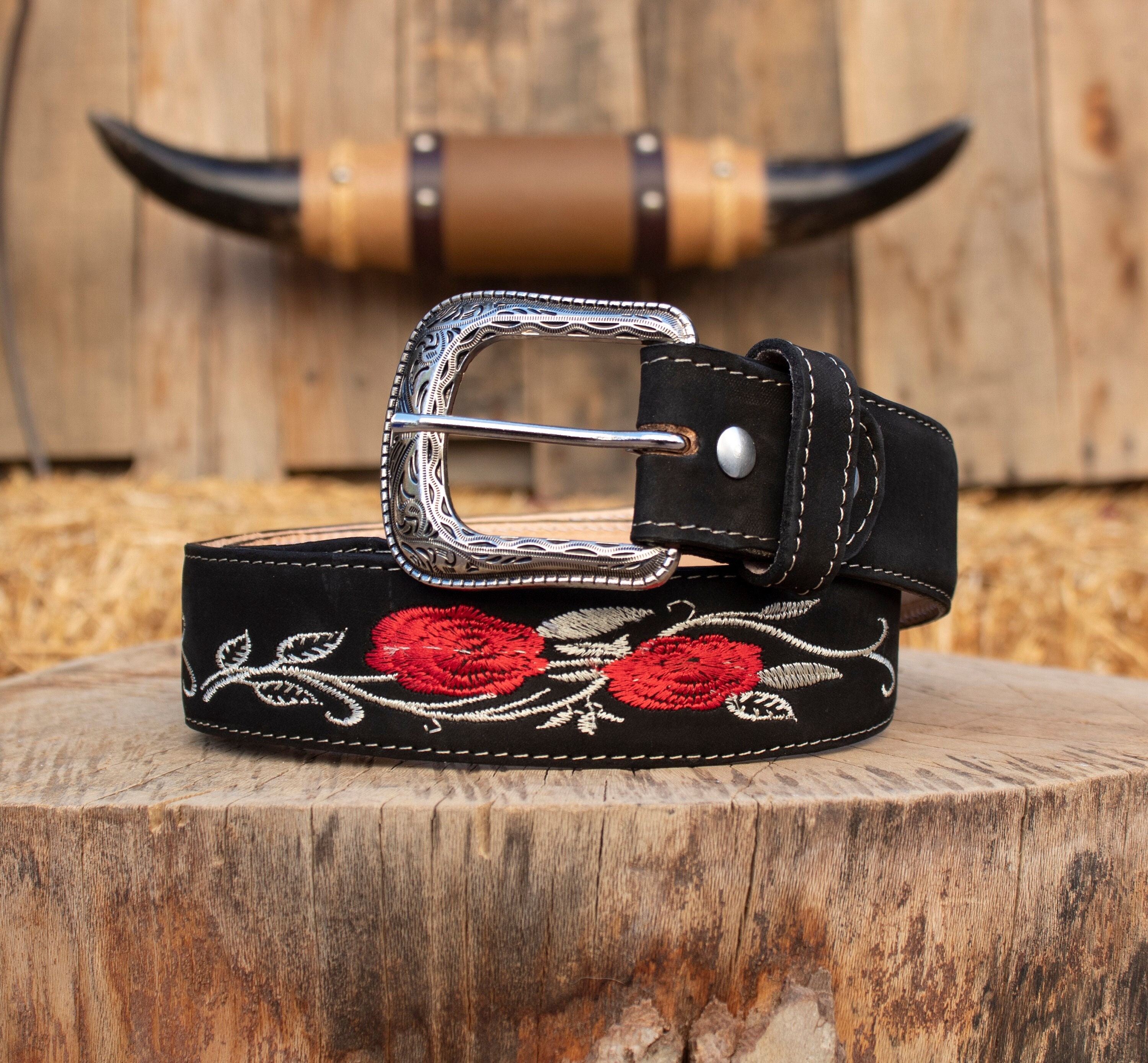 ◆KOMOREBI MUSEUM◆ Handmade cow leather harness buckle west WOMENS ROSE EMBROIDERED Black Western Cowgirl Cowboy Leather