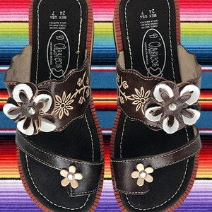 WOMENS LEATHER HUARACHE traditional floral design mexican sandals *all sizes