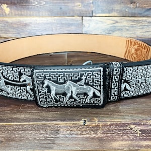 MENS WESTERN LEATHER horse rodeo charro embroidered leather belt Size 34