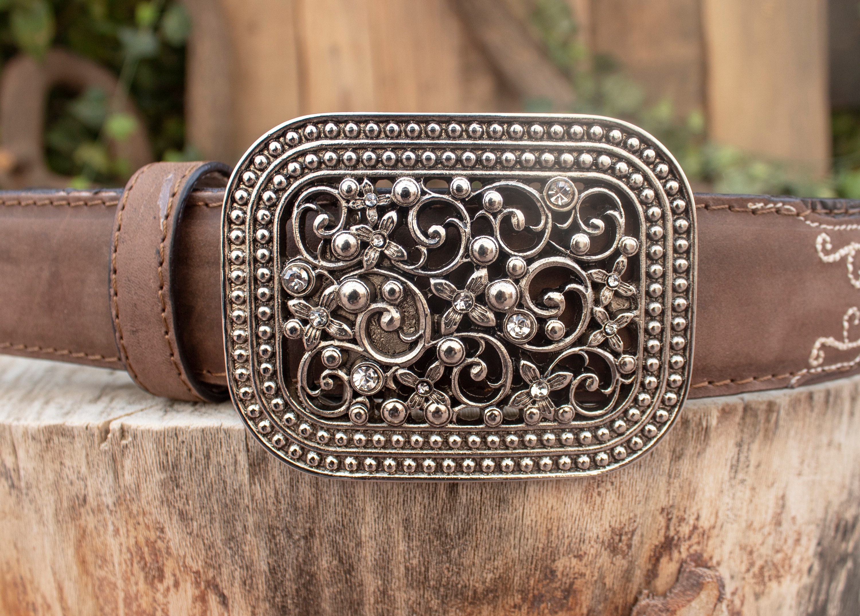Ariat Tooled Western Rodeo Leather Belt with Sparkling  display picture 2