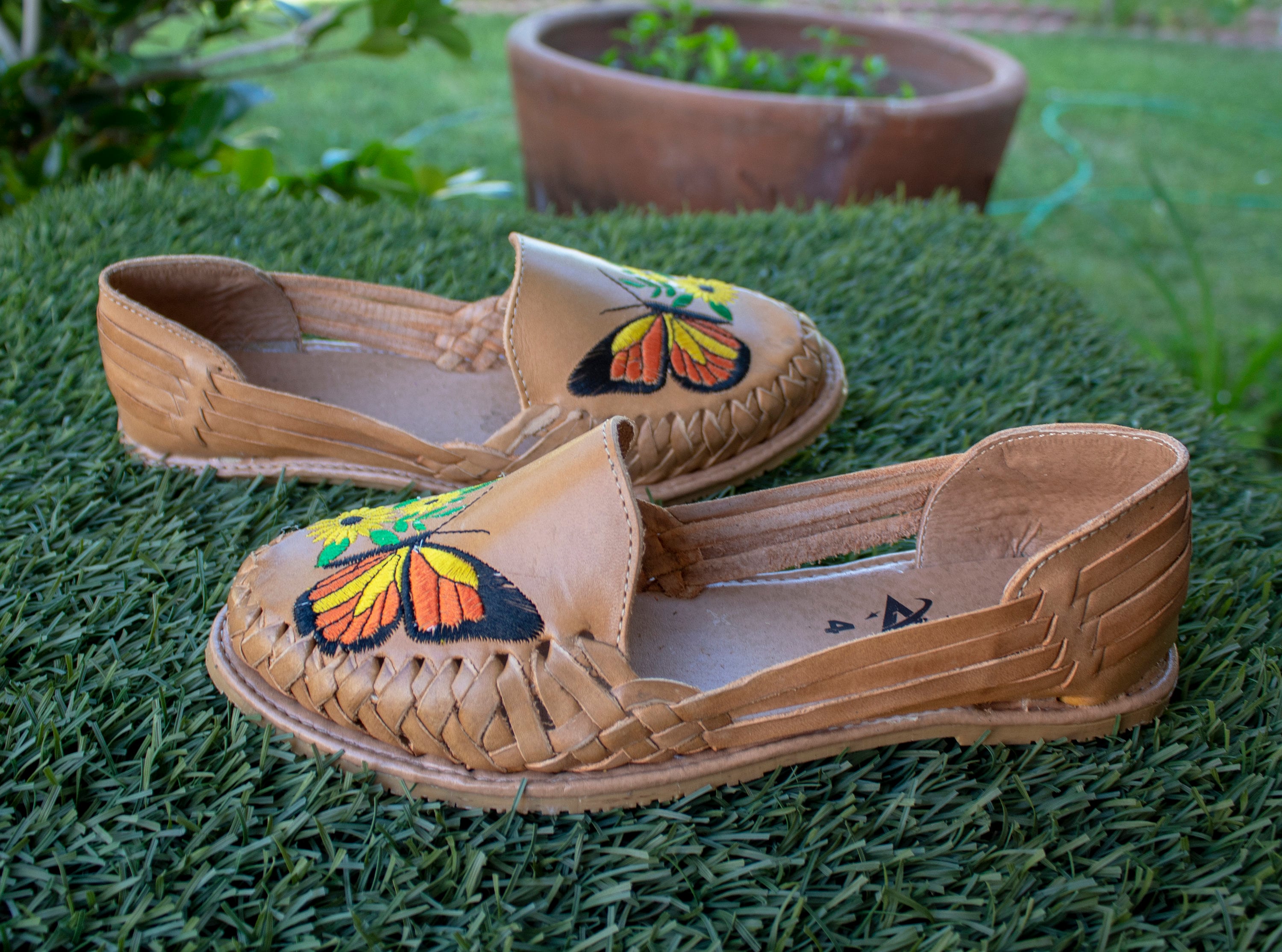 Huaraches shoes on sale womens