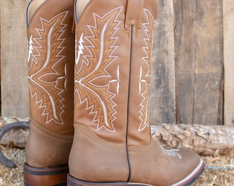 Stivali da Cowboy per Gli Uomini - Western Boot Stivali da Cowboy Uomo con Punta Quadrata| Pull-On Boots| Old West Style Ricamato,Marrone,38 EU