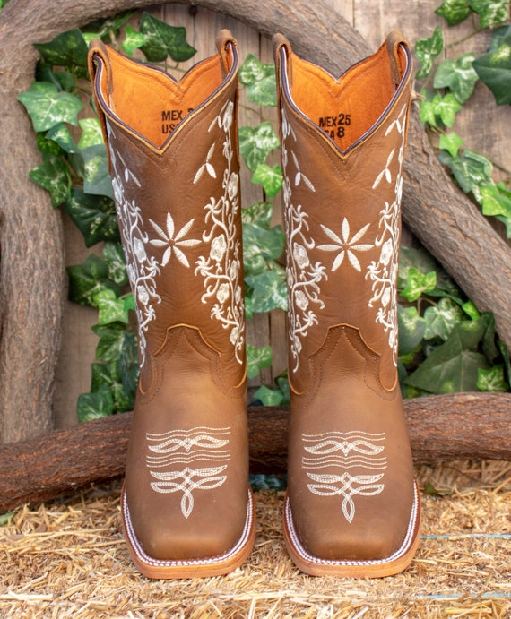 WOMENS COWGIRL Cowboy Square Toe Leather Rose Embroidered BOOTS -   Canada