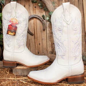 WOMENS COWGIRL cowboy square toe leather embroidered WHITE Boots