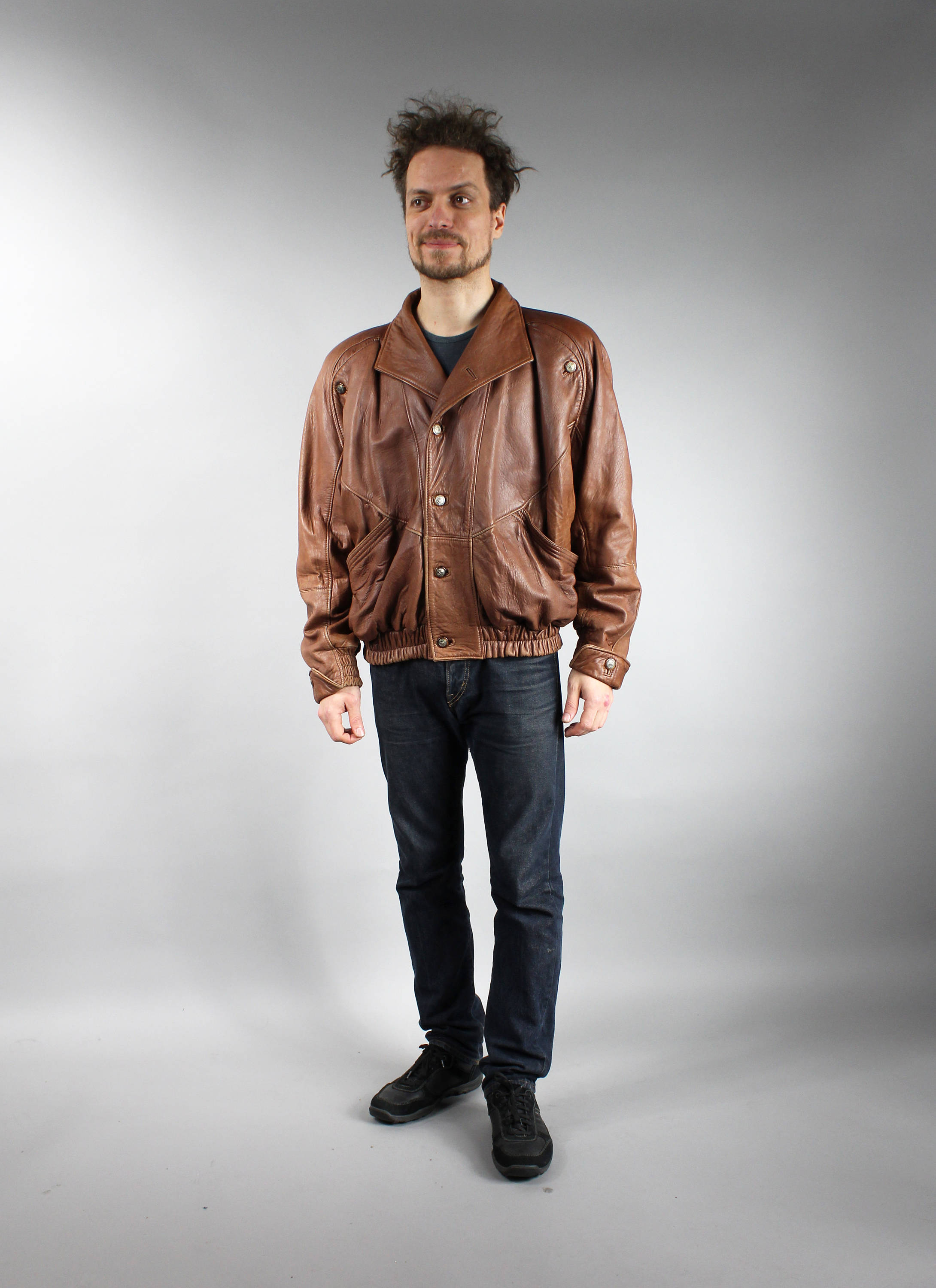 80s Boxy Genuine Leather Brown Men's Bomber Jacket . Vintage 80s Boxy Genuine Leather Brown Men's Bomber Jacket . Vintage