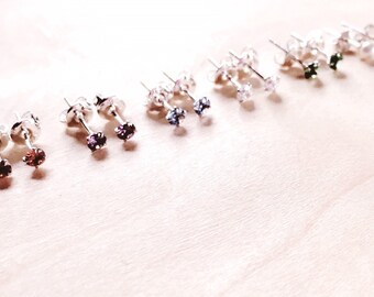 Delicados pendientes de plata de ley con piedra de nacimiento, pendientes de 3 mm, joyas con piedra de nacimiento, pendientes pequeños con piedra de nacimiento.