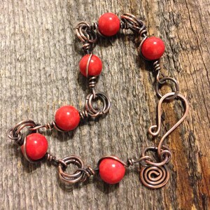 Red Coral Wire Wrapped Charm Bracelet with Antique Copper, Red Bracelet, Watermelon Bracelet, Coral Bracelet, Coral Pink Bracelet image 3