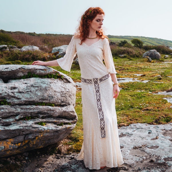 BRÍD KELTISCHES KLEID | Handfastendes Brautkleid, Brautkleid mit Ärmeln, keltisches Brautkleid, Woodland, nach Maß, Pagan, Celtic Fusion