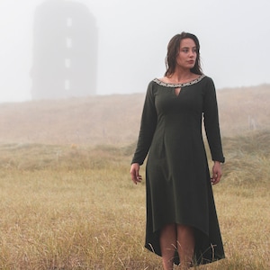 MARIN CELTIC DRESS | Green Dress, Celtic Folk Dress, Natural Long Green Viking Style Dress, Pagan Designs, Celtic Dresses.