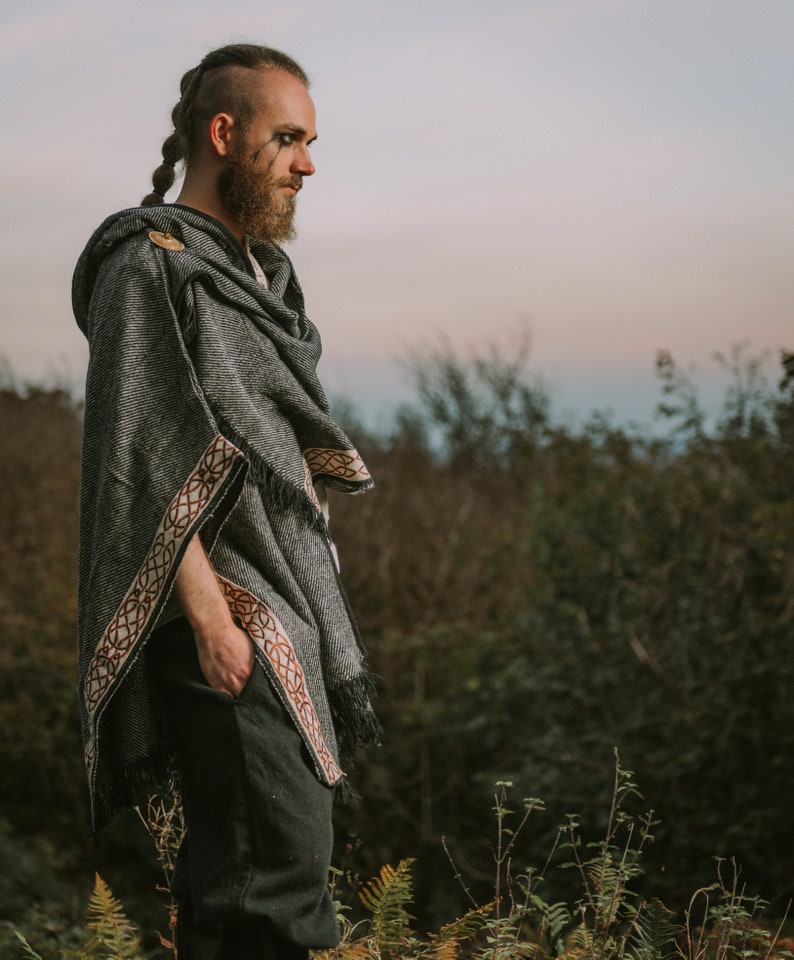 Stormy Skies Mens Cloak Druid Cape Celtic Knotwork Celtic Etsy