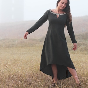 MARIN CELTIC DRESS | Green Dress, Celtic Folk Dress, Natural Long Green Viking Style Dress, Pagan Designs, Celtic Dresses.