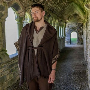 DARK EARTHY CAPE. | Brown Cloak, Hooded Wool Cape, Viking Cloak, Wool Coat Cardigan, Hippie Poncho, Hooded Wool Cloak, Pagan Clothing