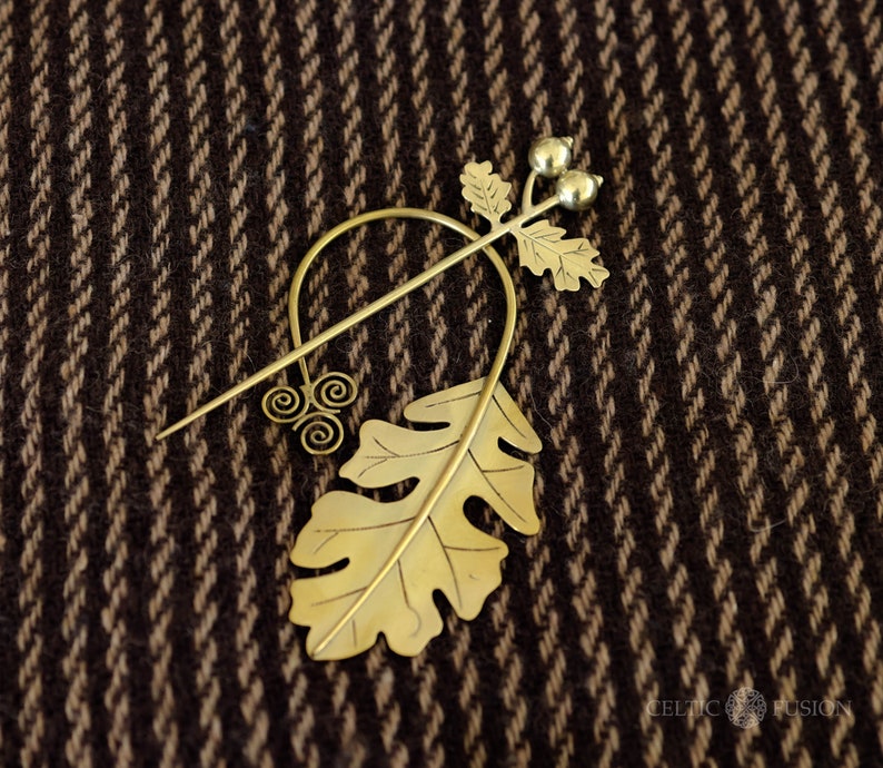 OAK LEAF BROOCH Brass Brooch, Celtic Brooch, Hair Pin, Hat Pin, Shawl Brooch, Scarf Pin, Celtic Accessory, Viking Brooch, Jewellery, Gift image 6