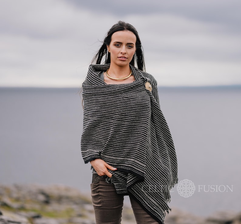 Shawl, winter shawl, winter wrap, wool shawl, handwoven shawl, pagan clothing, stag shawl, shawl and brooch