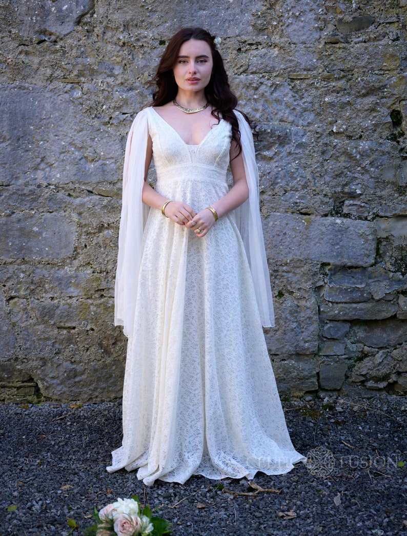 Robe de mariée BLAITHIN dentelle de coton ivoire et manches en mousseline