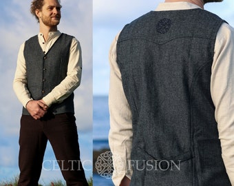 BOUCLIER CELTIQUE DE L'ATLANTIQUE | Gilet sans manches, gilet de mariage en laine bleu marine, gilet de mariage alternatif, boutons en laiton | Fusion celtique