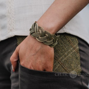 KNOTWORK BRACELET |  Brass Bracelet, Celtic Bracelet, Pagan Bracelet, Celtic Style, Pagan Jewellery, Valentine&#39;s Gift, Gifts for Her