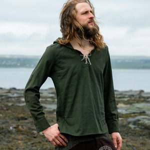 irish clothes for men, mens celtic, celtic men, men’s irish clothing, celtic shirts, irish clothing for men, celtic designers, celtic clothes company, viking tunic