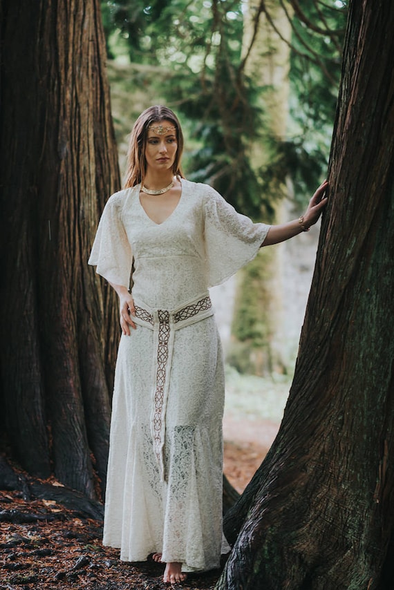 Buy Celtic Wedding Dress, Wedding Dress With Sleeves, Celtic Style Bridal  Gown, Victorian Wedding Dress, Vintage Inspired Wedding Dress Online in  India - Etsy