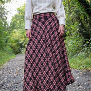 Plaid Maxi Skirt, Full length skirt, victorian skirt, vintage style Plaid skirt, winter skirt,  Fairycore skirt, cottage core fashion