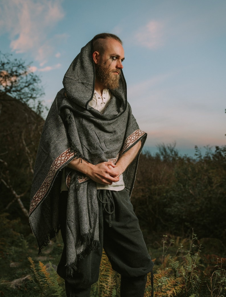 Stormy Skies Mens Cloak Druid Cape Celtic Knotwork Celtic Etsy