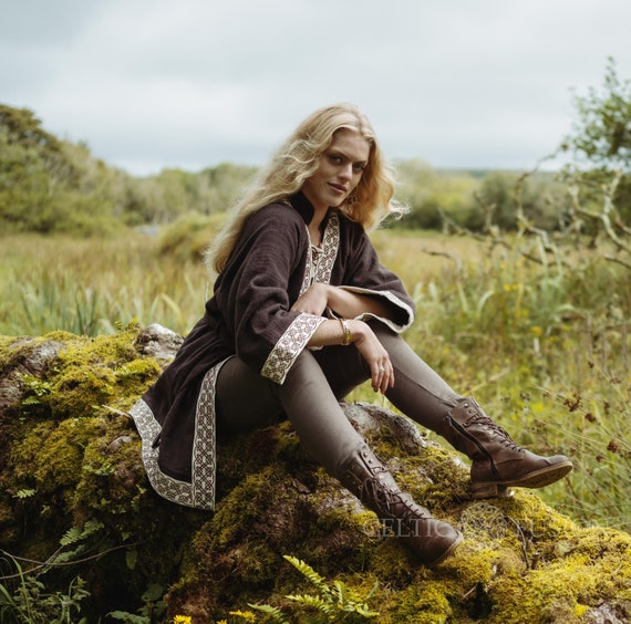 Brown Hooded Coat. Long Wrap Winter Coat. Medieval Fleece 