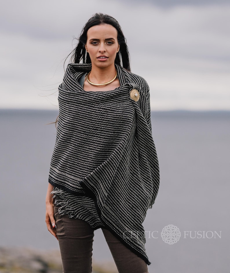 Shawl, winter shawl, winter wrap, wool shawl, handwoven shawl, pagan clothing, stag shawl, shawl and brooch