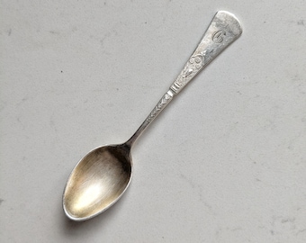 Cucharilla de té vintage de plata bañada de Reed & Barton / Monograma “G” / Cubiertos con estampado floral / Cuchara de colección de estilo antiguo