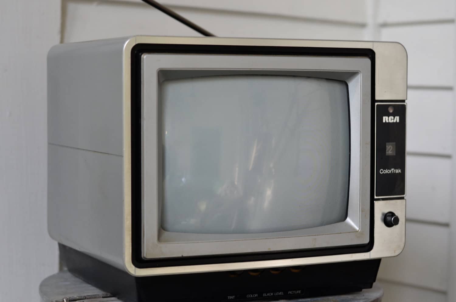 1980s PORTABLE Vintage Colortrak RCA TV Silver Etsy