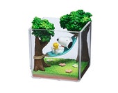 Peanuts Snoopy Terrarium On Vacation 4-Inch Rement Mini-Figure - 2