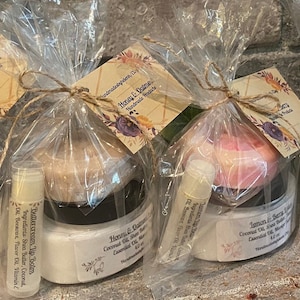 Gift set, CHOOSE FROM dropdown menu/scent, pick a scent, click on it, click quantity, then add to cart, pick another scent add to cart, etc.