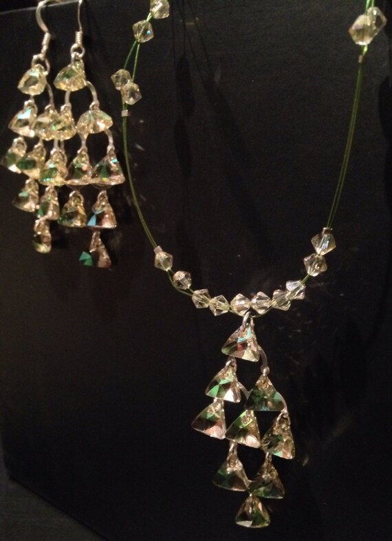 Items similar to Crystal necklace set on Etsy
