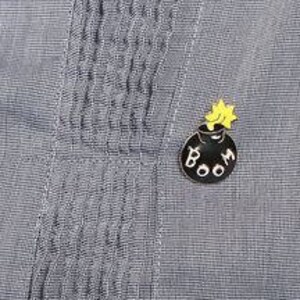 Tie Tac Lapel Pin Brooches Grenade Gold Plated Black & Yellow Enamel
