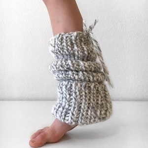 Crochet leg Warmers, Kids winter clothing, Leg warmers, Handmade Crochet, Baby leggings, handmade crochet, Chunky knit, baby gift ideas image 2