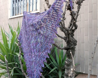 Triangular lace shawl "PRECIOUSS" - purple blue Goth Halloween fantasy Tolkien LotR geek