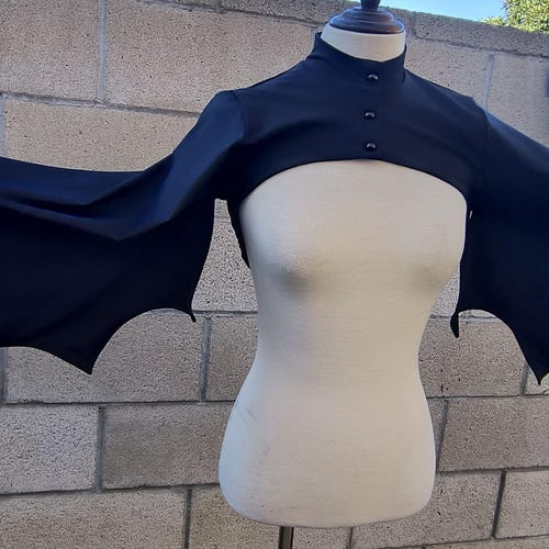 Veste boléro manches longues ailes de chauve-souris chemisier gothique d'Halloween