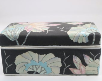 Dresser Box-Chinoliserie Dresser Box-Porcelain Box-Hand Painted