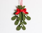 Christmas Mistletoe Decoration Felt Mistletoe Xmas Mistletoe Ornament Mistletoe Branch Winter Wedding Holiday Decor Red Green Christmas Gift