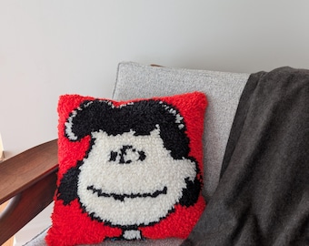 Vintage Peanuts Gang Lucy van Pelt Latch Hook Shag Textured Throw Pillow 14" Square