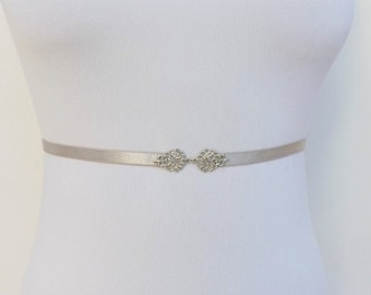 silver stretchy belt