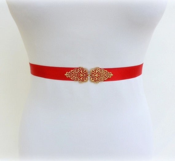 Jeweled clearance waist belt