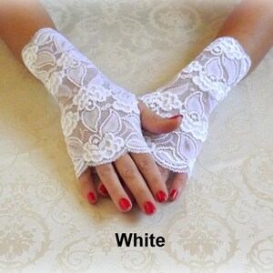 Black short elastic floral lace fingerless gloves White