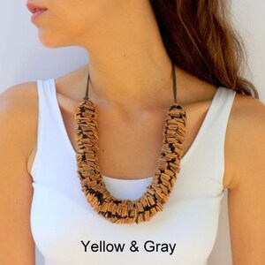 Multicoloured fabric strips necklace Yellow & Gray